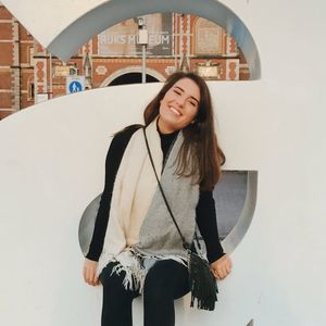 Meet your Posher, Alexandra